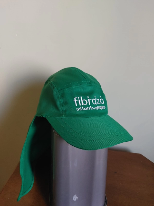 Gorra Equinox en tela drill con tapa nuca