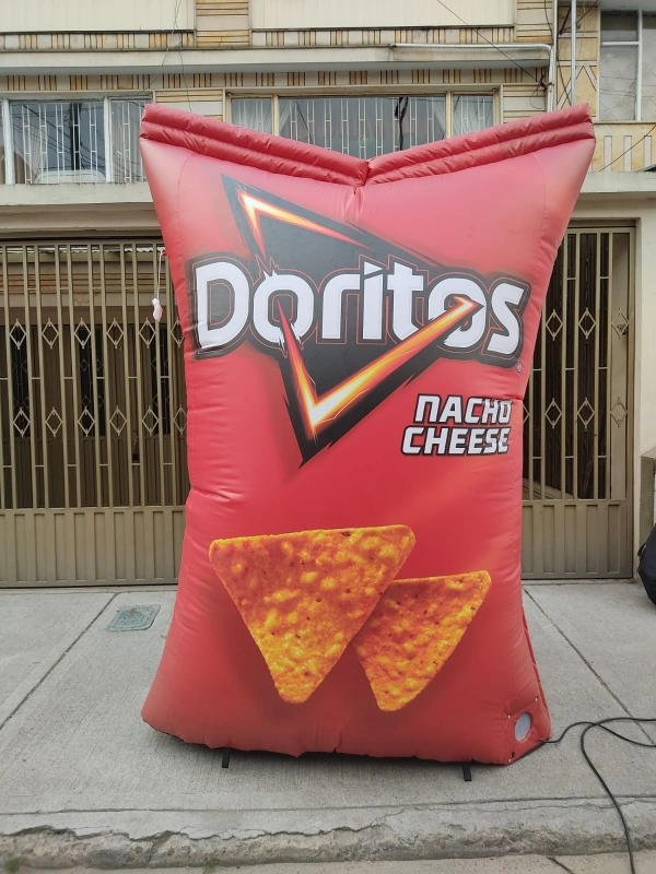Dummy Inflable Estatico diseño bolsa de Doritos