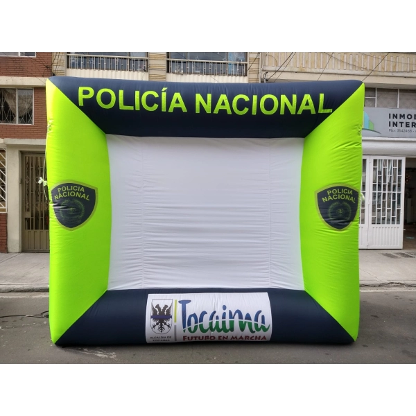 Dummy Inflable Estatico Telon Pantalla Policia Nacional
