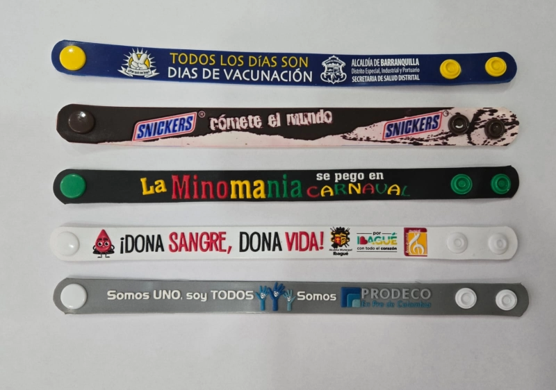 Manilla Microinyectada, en alto relieve, en diseño especial