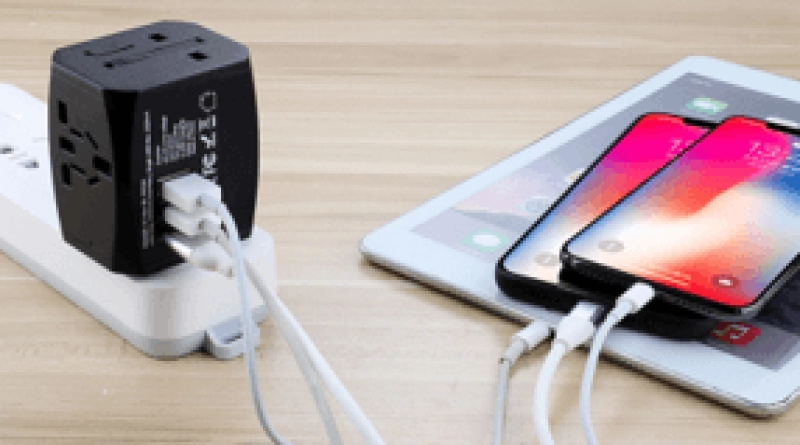 Adaptador para Viajes con multiples Conectores, 6.3 x 5.6 x 5.25 cmts