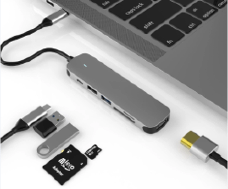 Hub Multipuerto 6 en 1 en aluminio, de 10.5 x 4.1 x 1.6 cmt