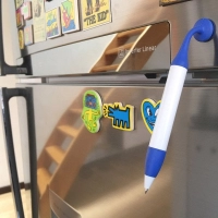 Boligrafo Xavi, plastico, con Tapa Imantada