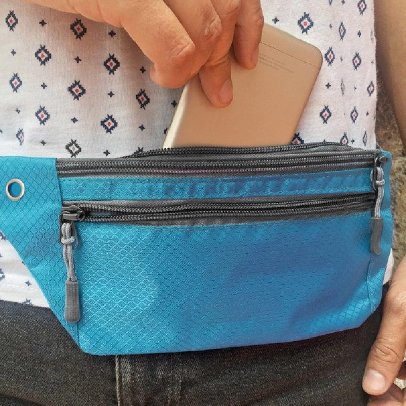 Canguro Bruselas, plano, 3 bolsillos, 32 x 10 cmts