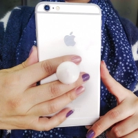 Sujetador Siliconado de Móviles, 4.3 x 2.7 cmts