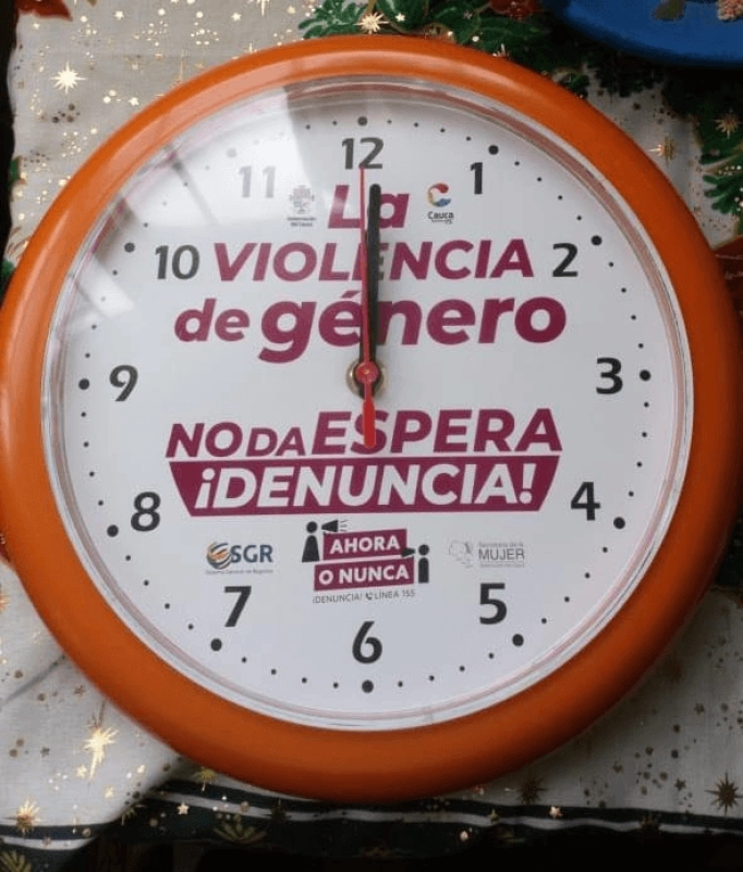 Reloj de Pared Redondo, de 25 cmts de diametro