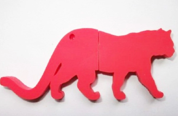 Memoria USB en PVC 2D diseño Puma