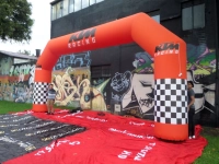 Dummy Inflable en forma de Arco