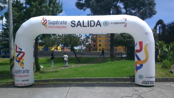 Dummy Inflable en forma de Arco