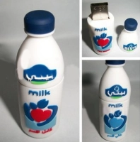Memoria USB en PVC 3D diseño Botella de Leche