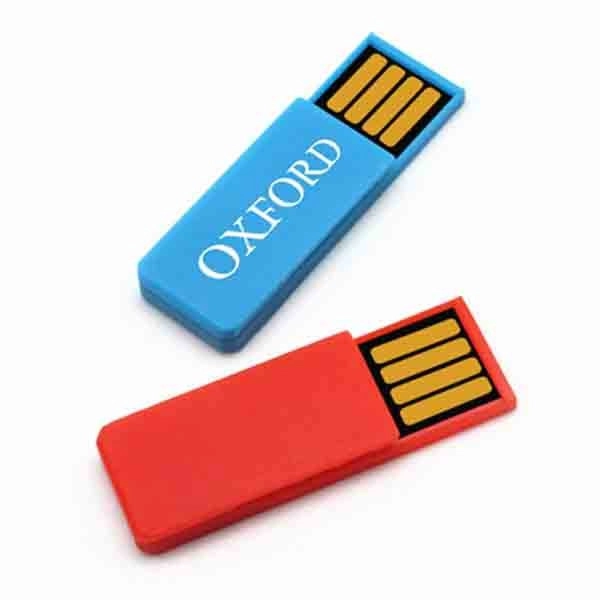 Memoria USB plastica en forma de Clip