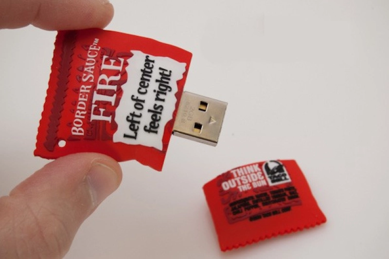 Memoria USB en PVC 2D diseño Bolsa de Salsa