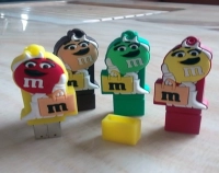Memoria USB en PVC 3D diseño M&M