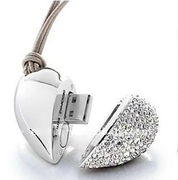 Memoria USB metalica en forma de Corazon con chispitas