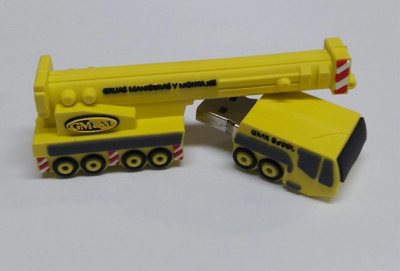 Memoria USB en PVC 3D diseño Grúa