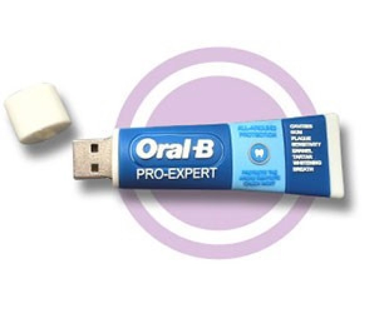 Memoria USB en PVC 3D diseño Crema Dental