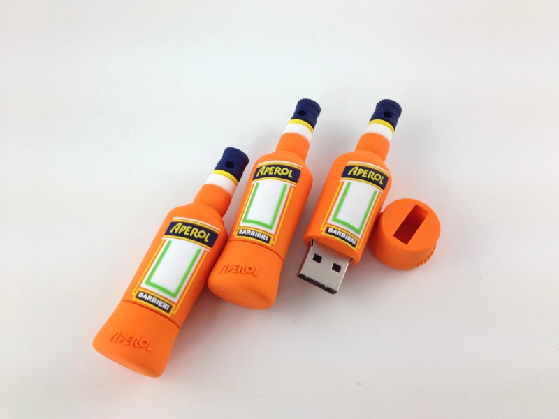 Memoria USB en PVC 3D diseño Botella de Licor