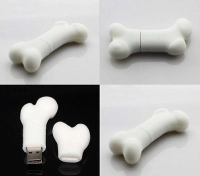 Memoria USB en PVC 2D diseño Hueso