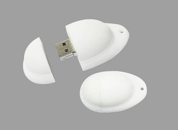Memoria USB en PVC 3D diseño Casco