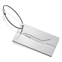 Identificador de Maletas elaborado en Aluminio, de 80 x 43 mm