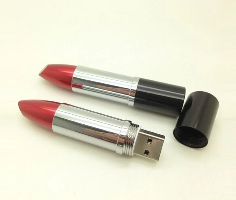Memoria USB metalica en forma de Labial