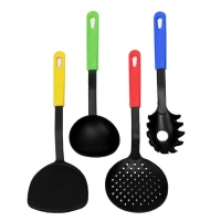 Set Spoon, 4 cucharones de cocina 30 cmts con mango de color