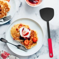 Set Spoon, 4 cucharones de cocina 30 cmts con mango de color