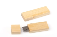 Memoria USB rectangular en madera