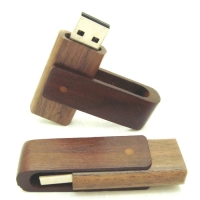 Memoria USB giratoria en madera