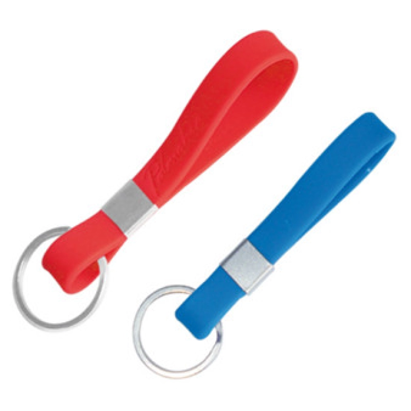 Llavero Manilla en Silicona, con accesorio metalico, de 10 x 1.1 cmts.