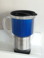 Mug Lucca, 16 oz, exterior acrilico, vaso interior en acero inoxidable, 15.8 x 8.7 cmts