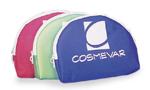 Cosmetiquera Casablanca, en poliester, 19x15x3 cmt, espuma y forro interno.