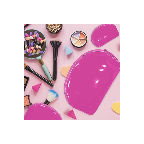 Cosmetiquera 3 en 1, en Charol, en 3 tamaños diferentes, 17.5 x 11.5 la grande