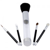 Set Make Up, 5 brochas para maquillaje en estuche, 16.5 x 2.5 cmts.